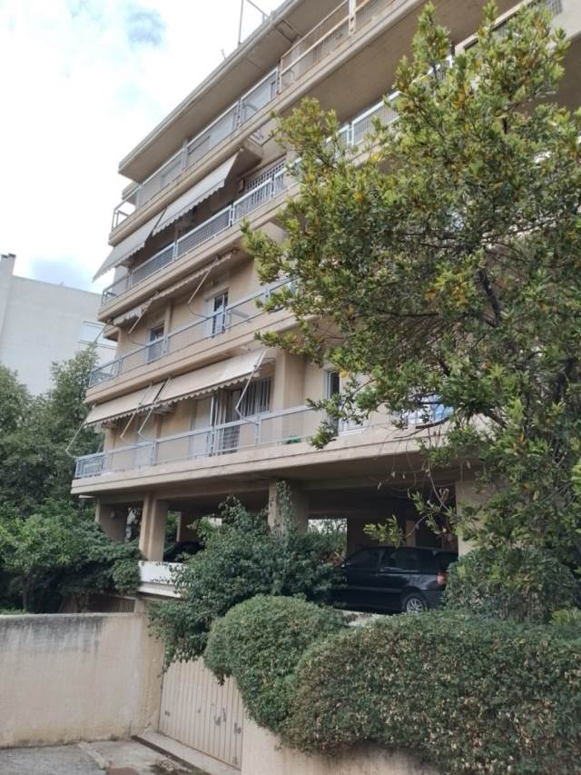 (For Sale) Residential Penthouse || Athens North/Agia Paraskevi - 266 Sq.m, 4 Bedrooms, 550.000€ 