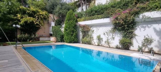 (For Rent) Residential Maisonette || Athens North/Kifissia - 450 Sq.m, 5 Bedrooms, 5.000€ 