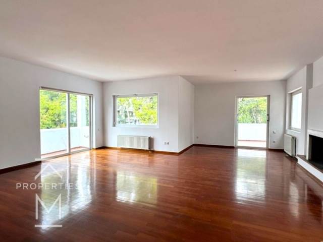 (Προς Ενοικίαση) Κατοικία Μεζονέτα || Αθήνα Βόρεια/Εκάλη - 200 τ.μ, 3 Υ/Δ, 1.900€ 