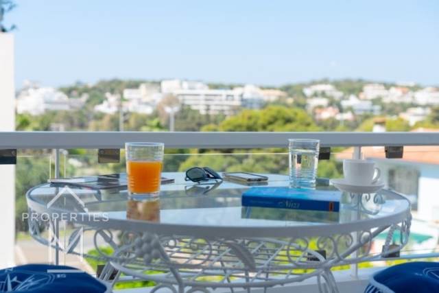 (For Sale) Residential Apartment || East Attica/Vouliagmeni - 50 Sq.m, 1 Bedrooms, 480.000€ 