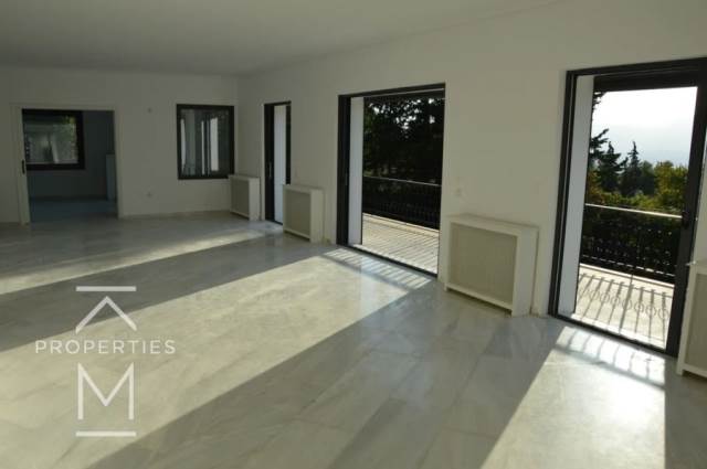 (For Rent) Residential Detached house || Athens North/Ekali - 570 Sq.m, 8 Bedrooms, 6.000€ 